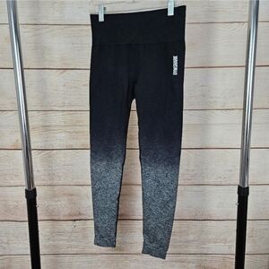 Gymshark Adapt Ombre Black Gray Seamless Leggings Size Small